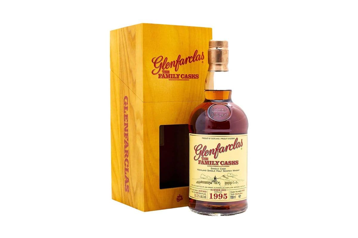 Glenfarclas FAMILY CASK 1995 (700 ml) *Speyside Single Malt Scotch* (1 x 700ML)