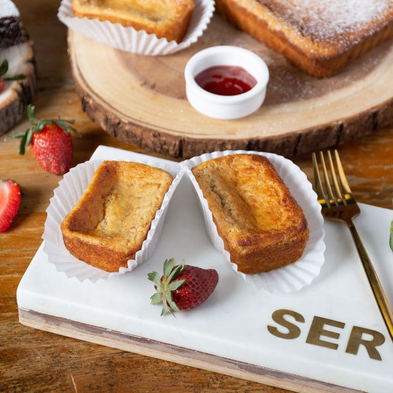 Bread Cake with Guava