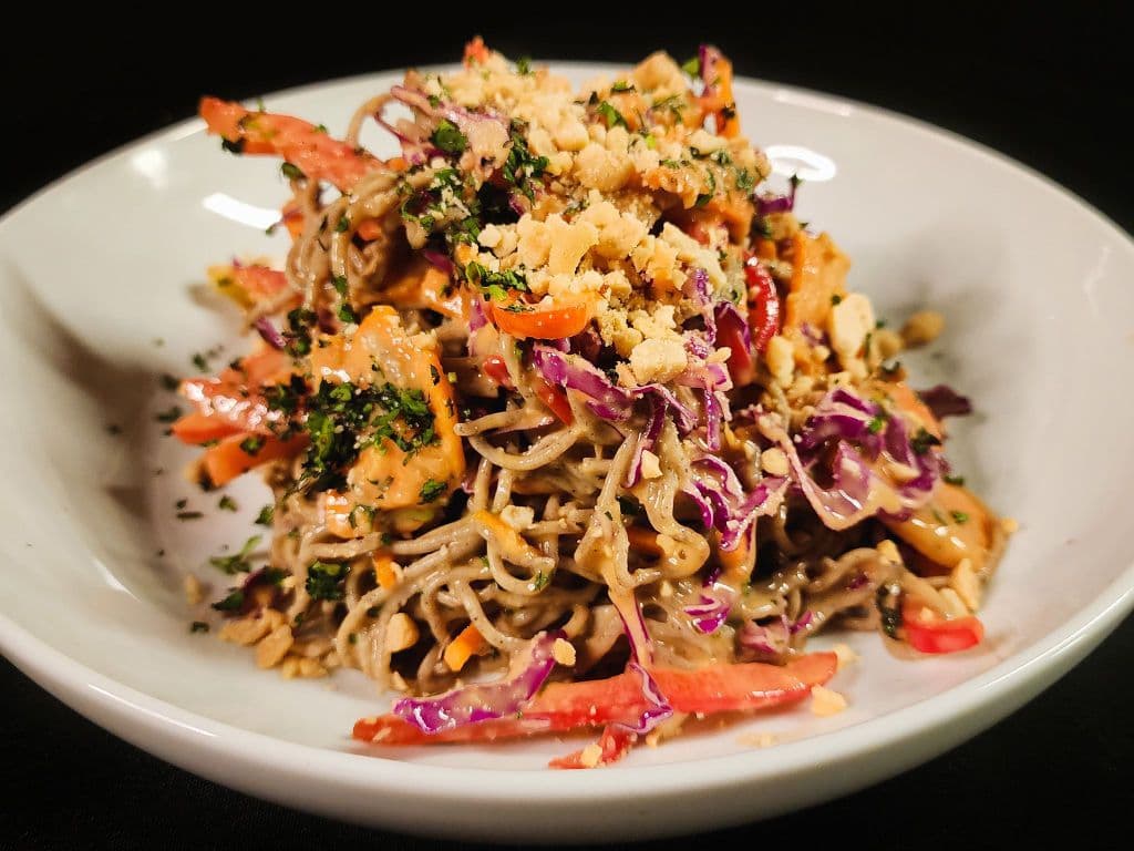 Vegeta-Bowl with Noodles (Vegan)
