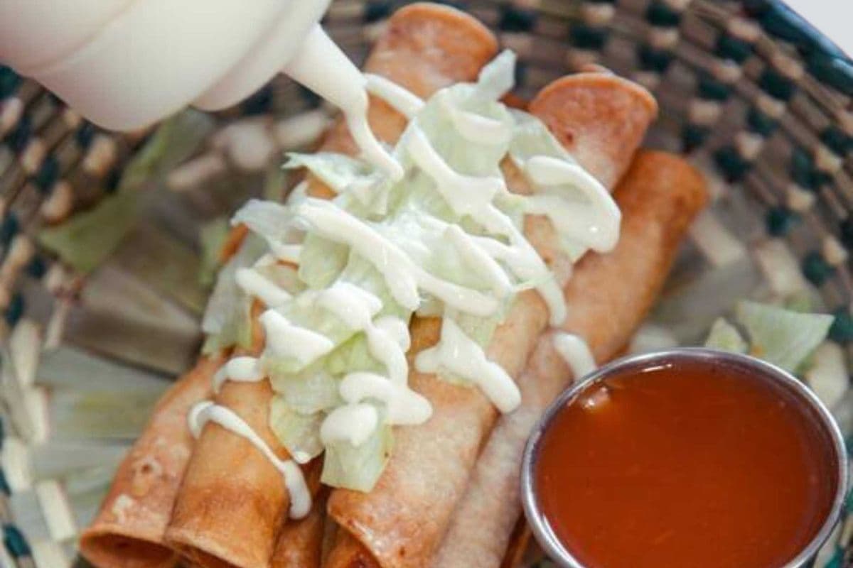 Flautas (Honduran Style Taquitos) (3 pcs)