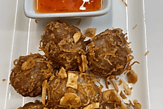 Fried Garlic Pork Balls (6)