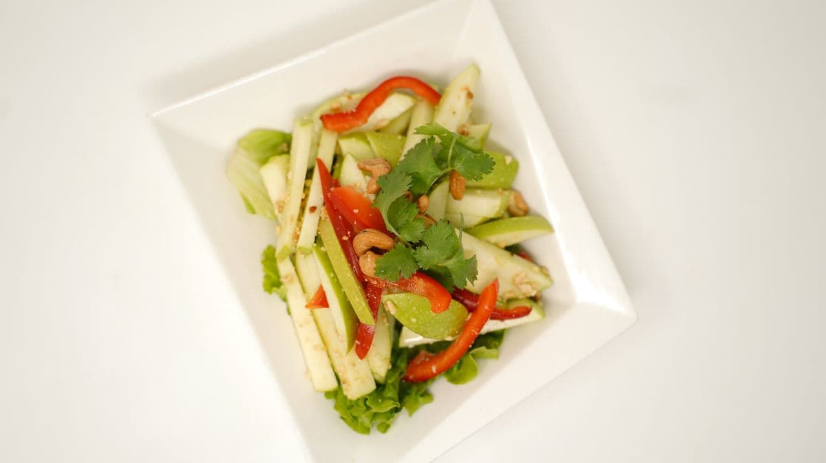 Fresh Apple Salad - Yum Apple