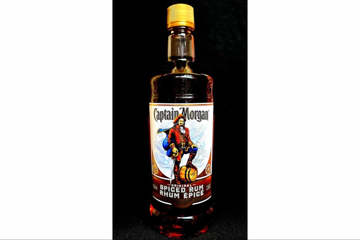 Captain Morgan's Spiced (1.75 L) (1 x 1.75L)