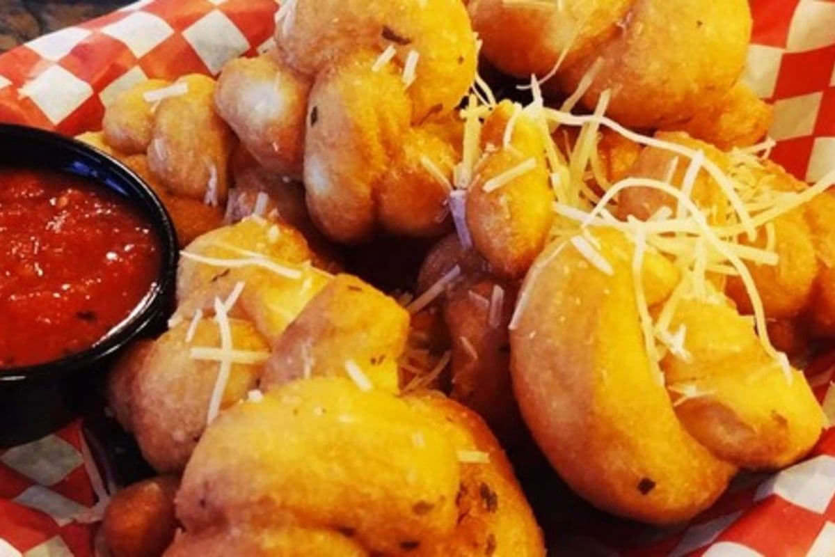 Garlic Knots (12pc)