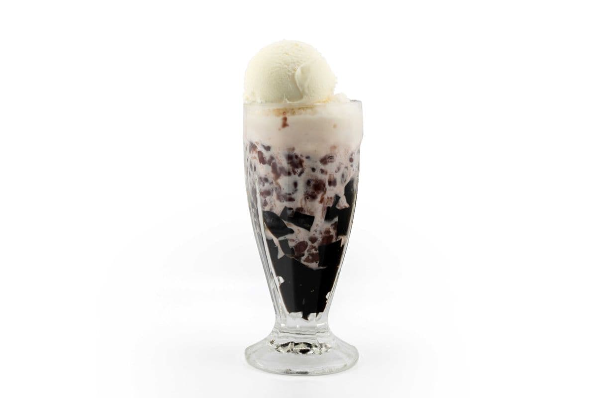 Grass Jelly Red Bean Coconut Milk Icy