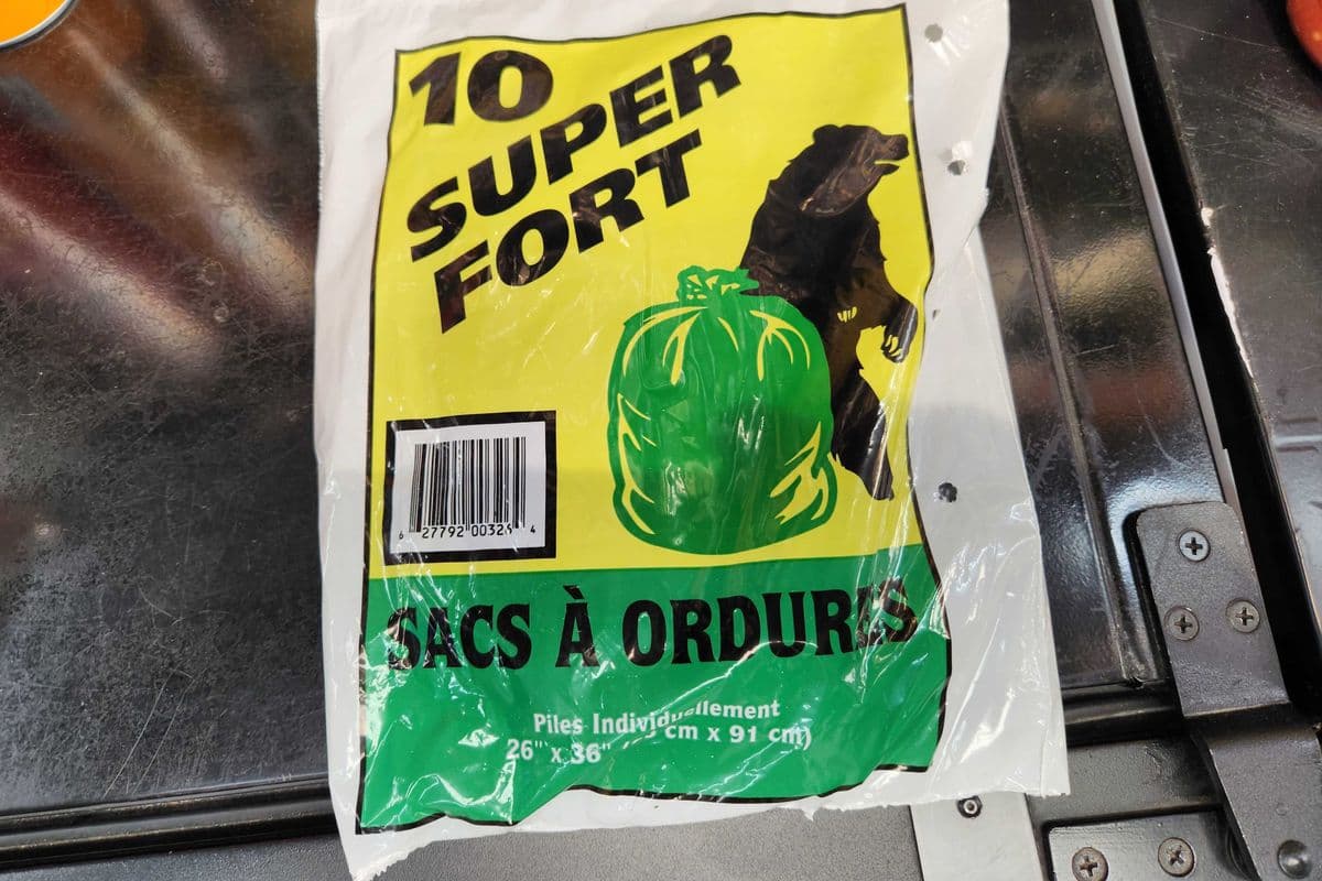 Garbage bags 10 pieces 26″ x 36″ - Sacs à ordures 10 pièces 26″ x 36″