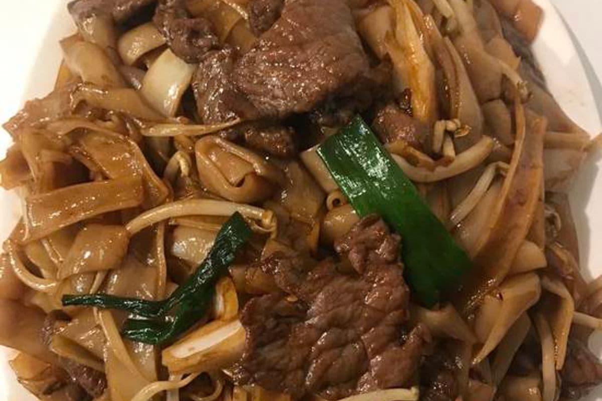 61. Boeuf et grosses nouilles de riz / Beef with Large Rice Noodles