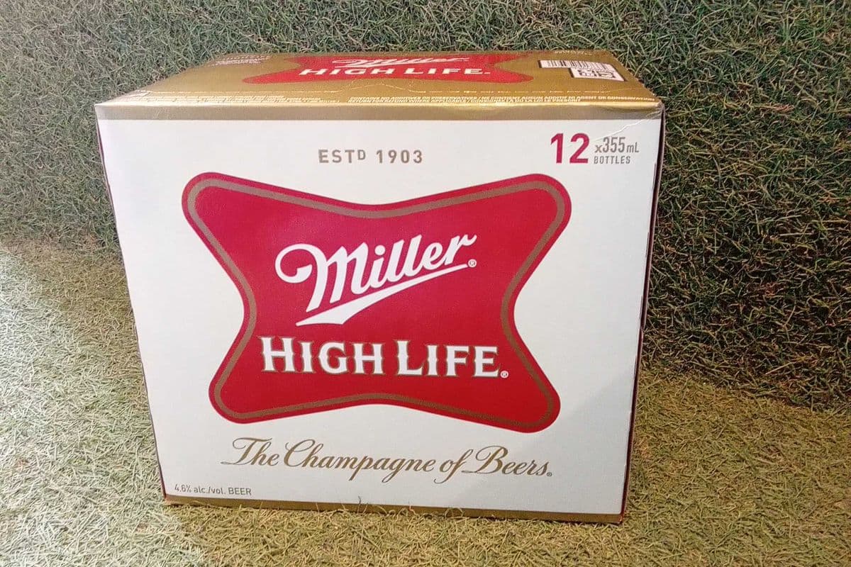 Miller High Life (12 x 355 ml bottle)