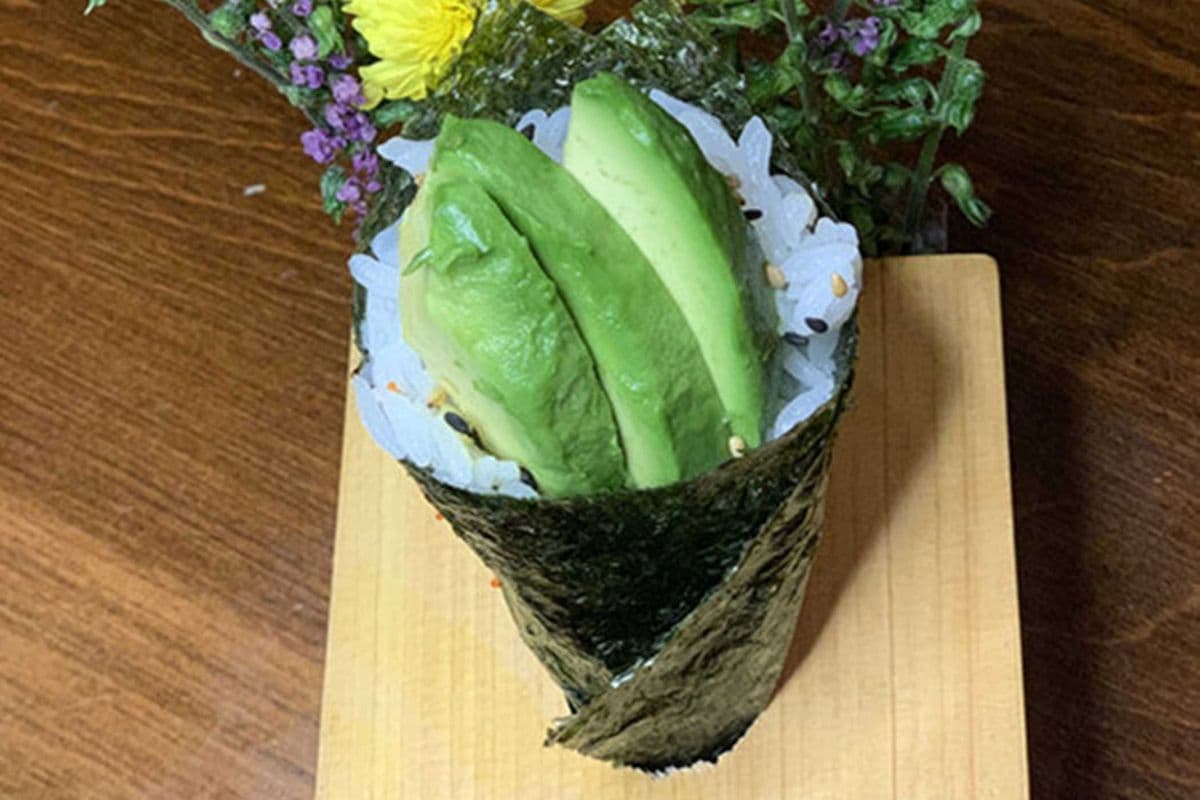 194a Avocado Hand Roll (1 pc)
