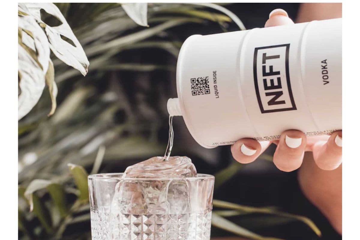 NEFT VODKA WHITE BERREL 750 ML (1 x 750 ML )