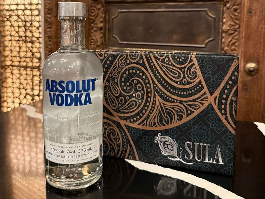 Absolut Vodka (375 ml) (40% ABV)