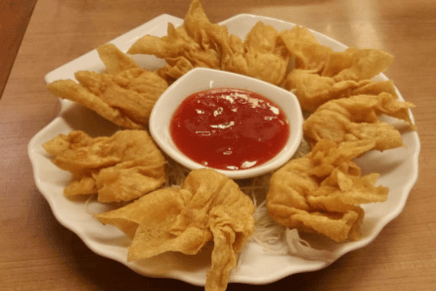 13. Deep-Fried Wontons (8 pcs)