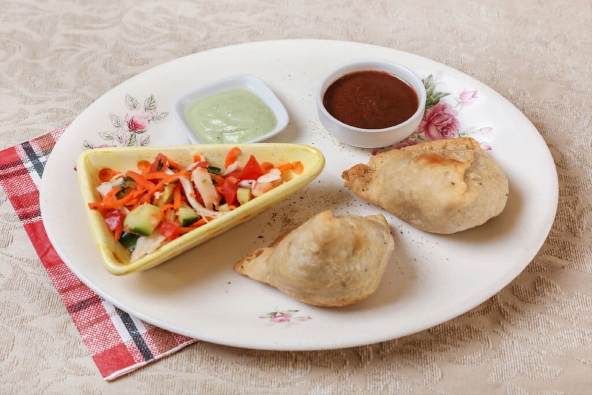 Veggie Samosa (2pcs)