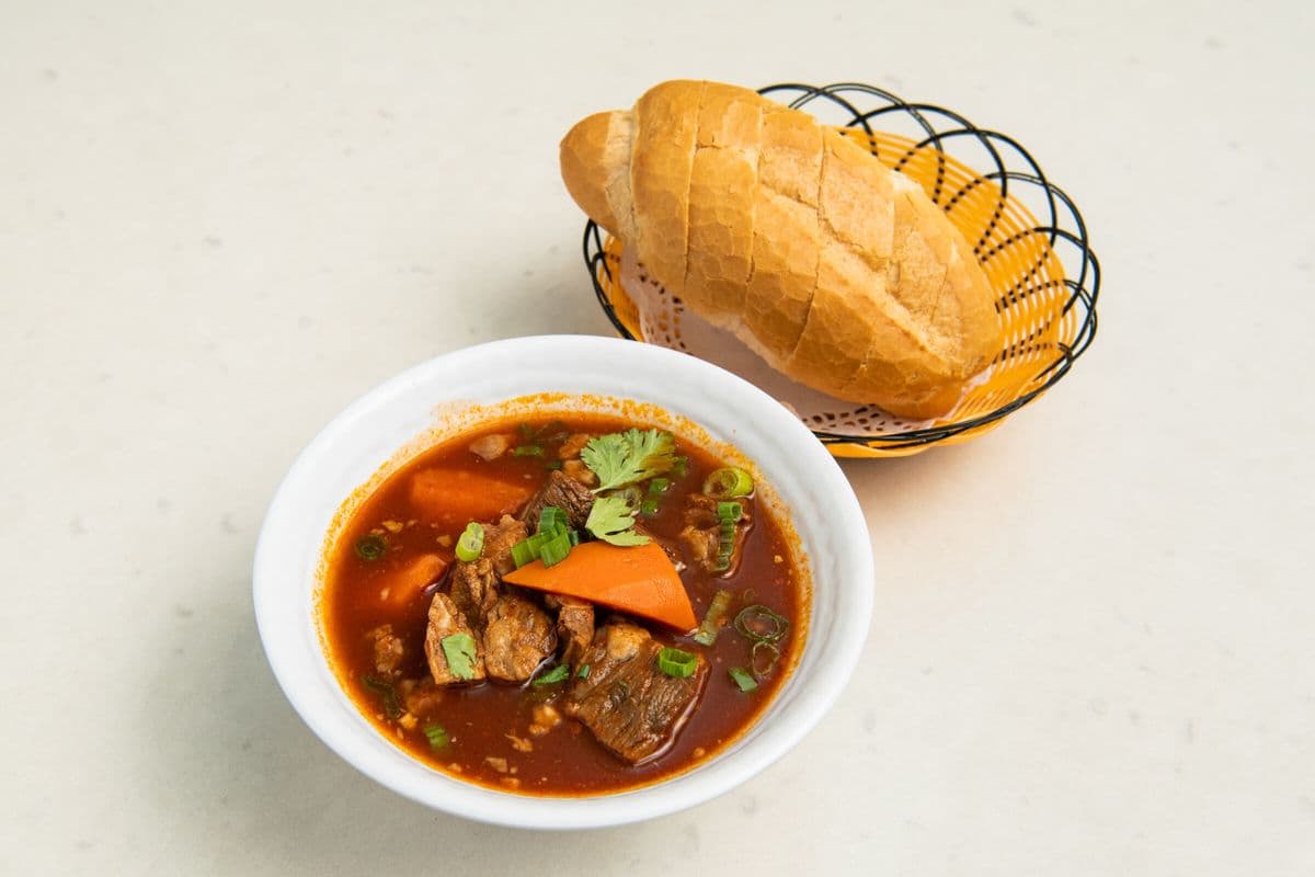 207 Beef Stew Rice Noodle Soup