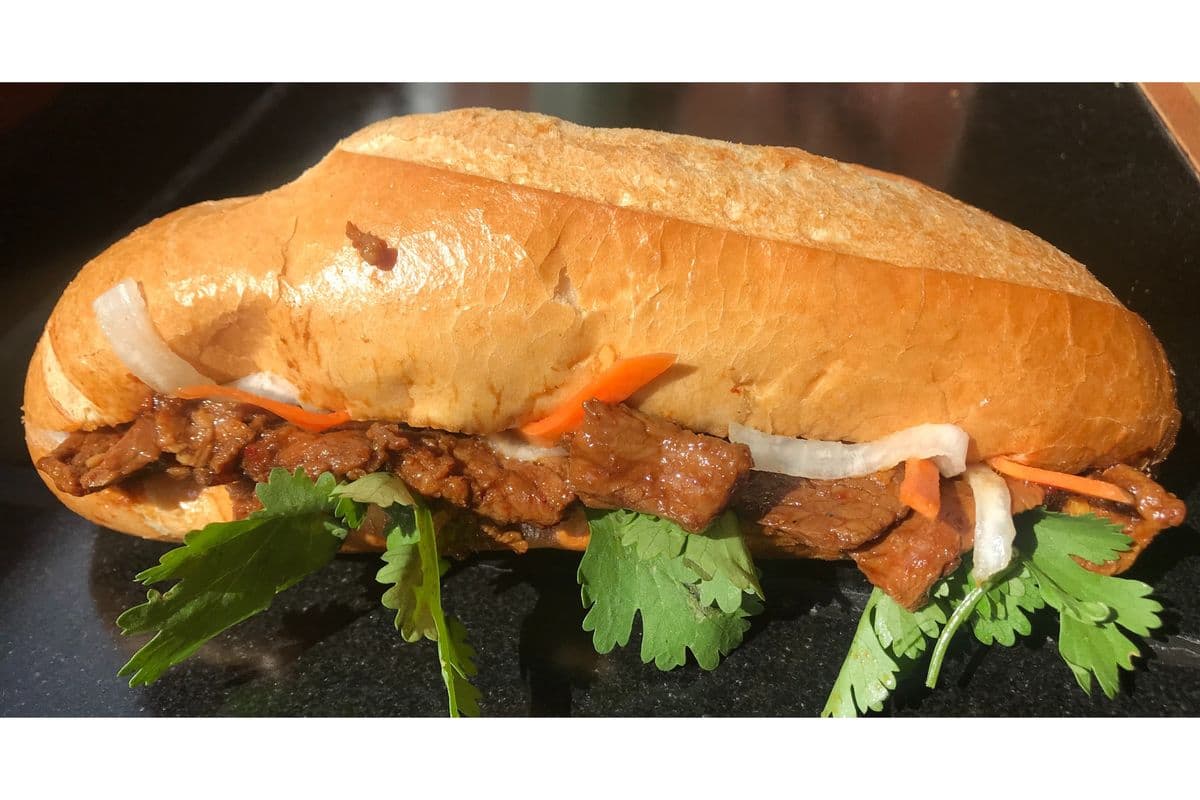Banh mi bœuf epice (10") / Banh Mi Beef spicy (10")