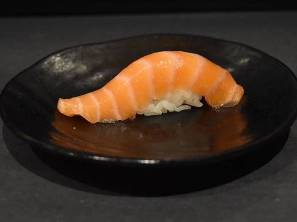 A19 Salmon Sushi Nigiri