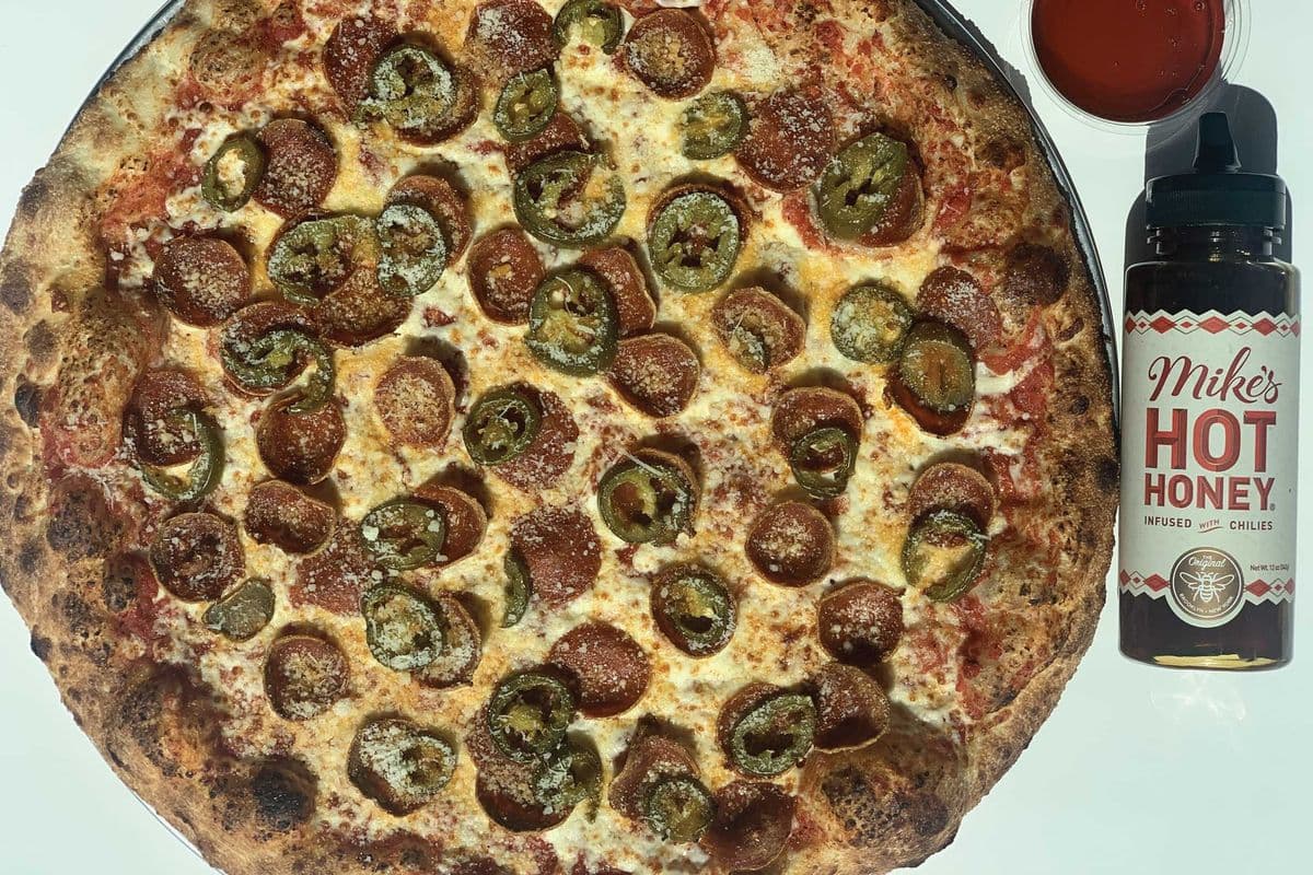 Sweet Heat Big Love Pizza 🌶