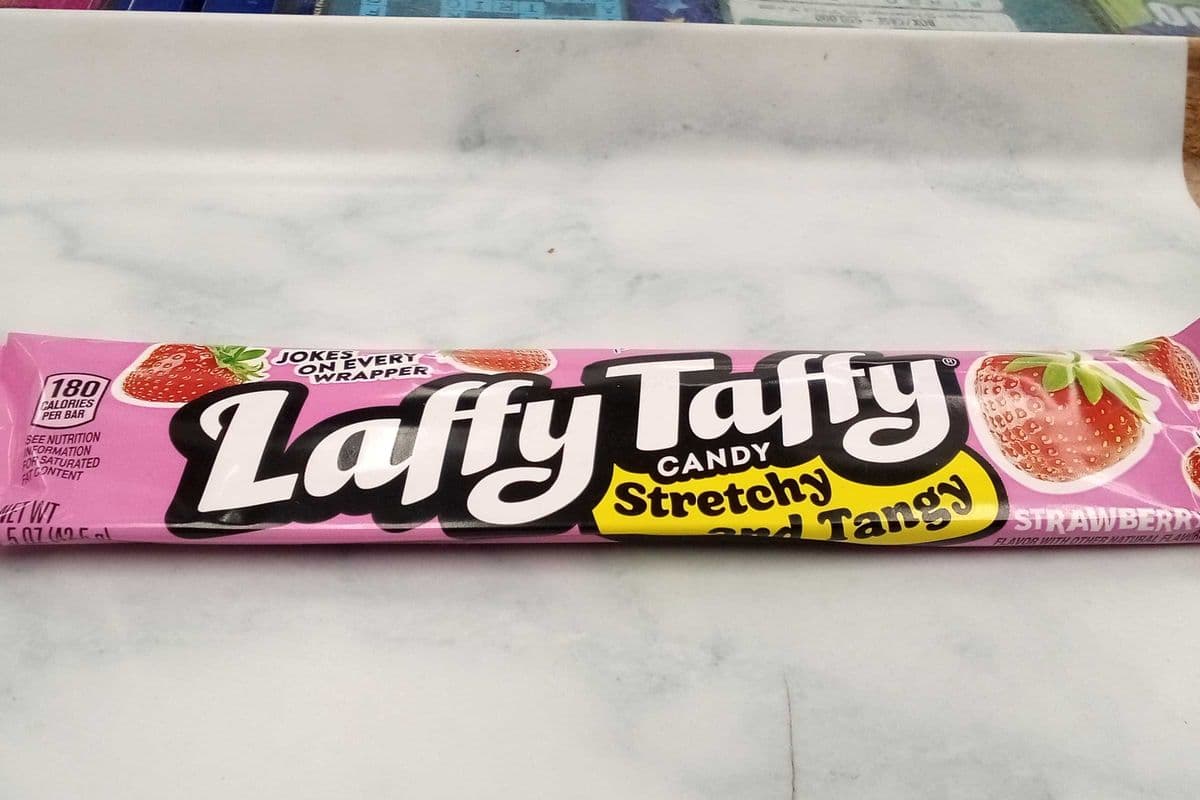 Laffy Taffy Strawberry (42.5 g)