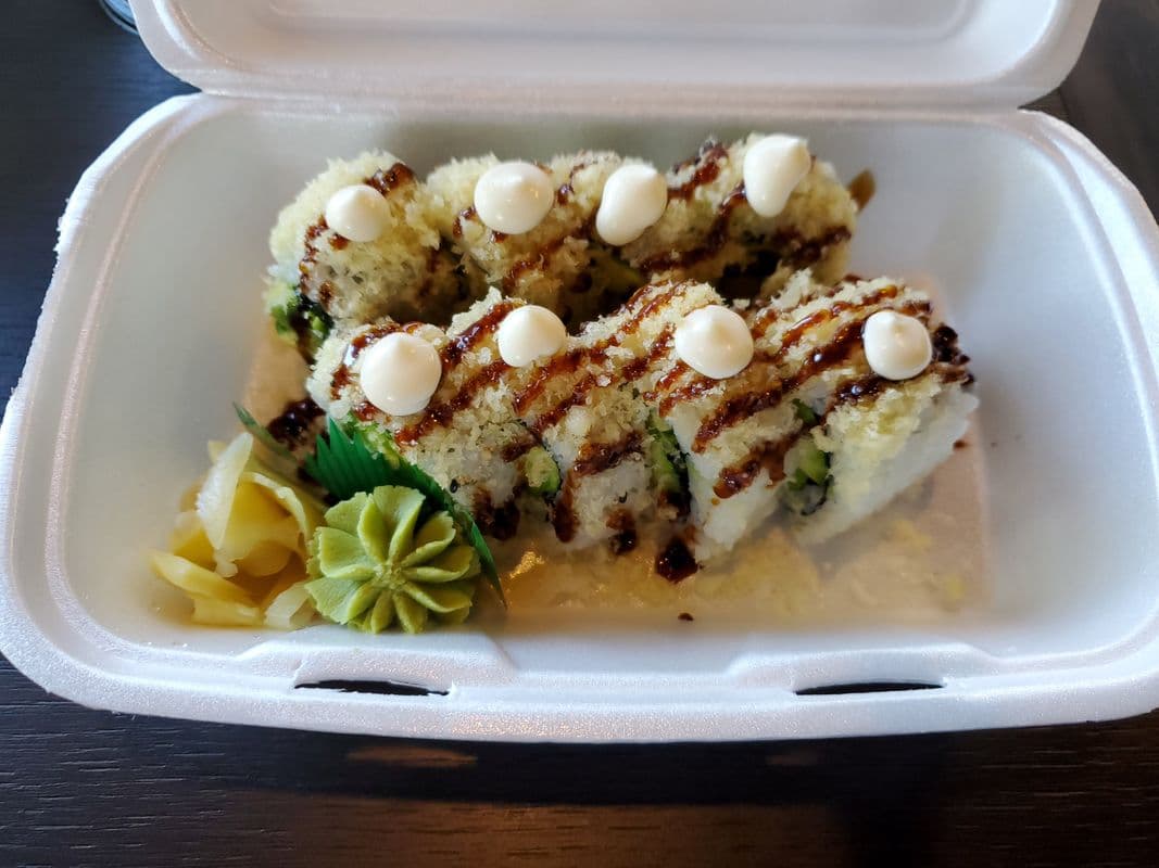 108. Avocado Crunch Roll (8 pcs)