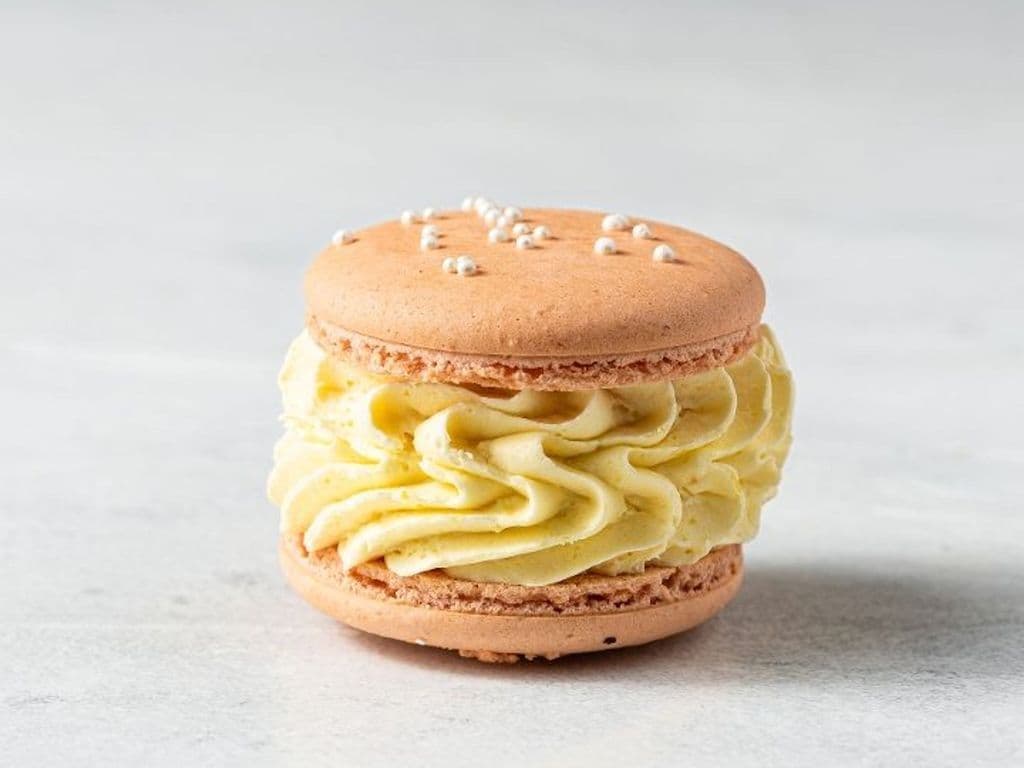 Mango Macaron