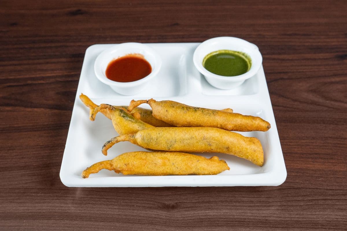Chili Bhajia (4 pcs)