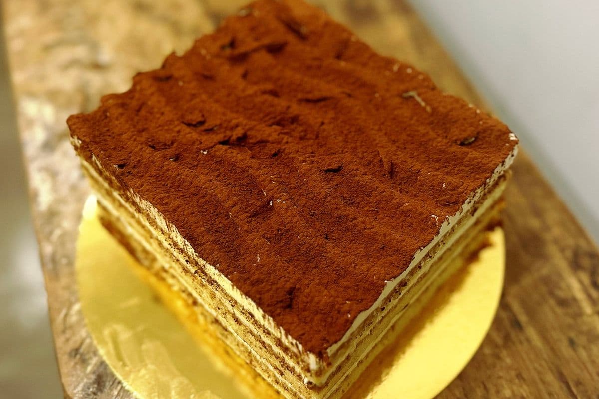 Whole Size Tiramisu Cake