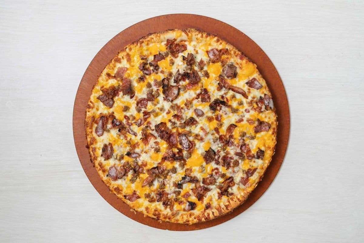 12" Medium All-Canadian Pizza