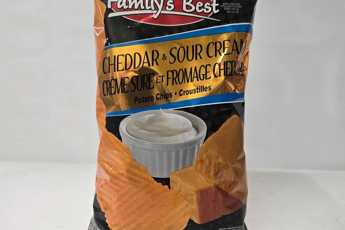 Family's Best Cheddar and Sour cream 130g (130g)