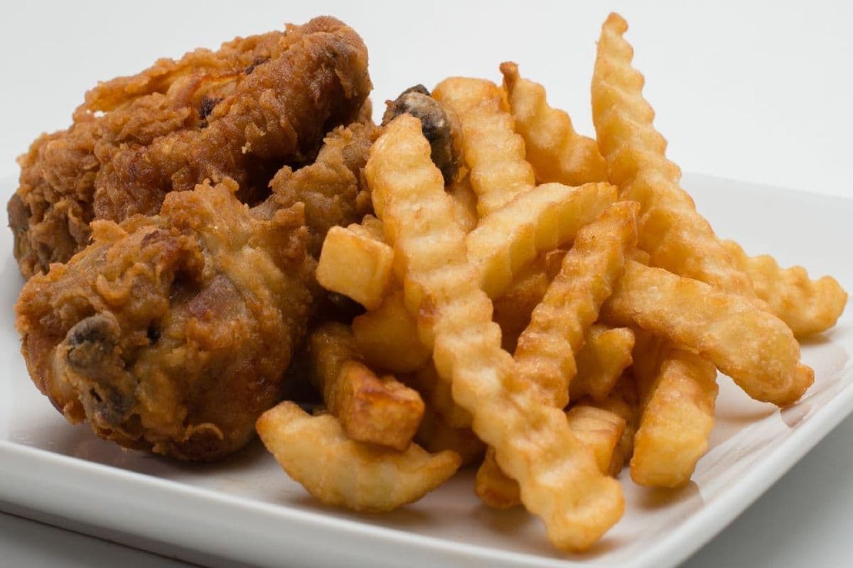 Chicken and Fries (2 pcs)