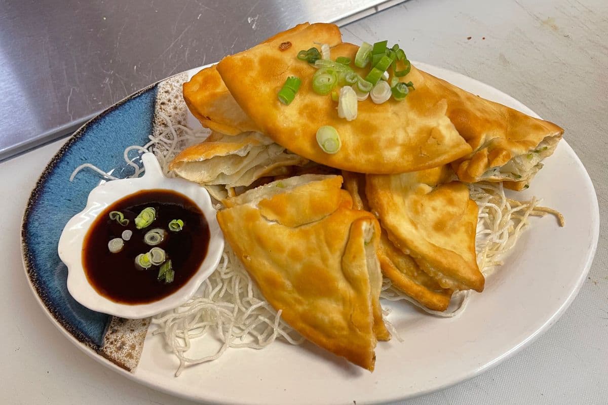 4. Onion Cake (6 pcs)