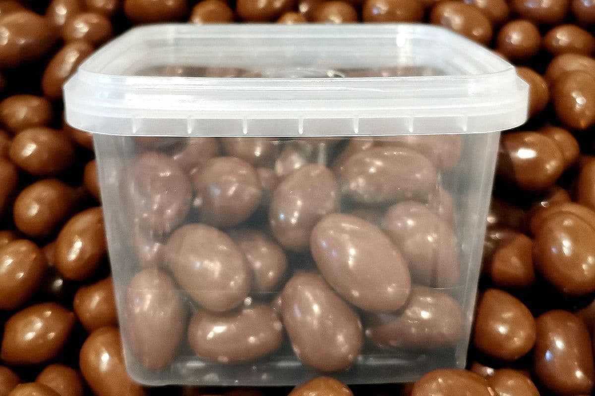 Chocolate Covered Almonds (300g)