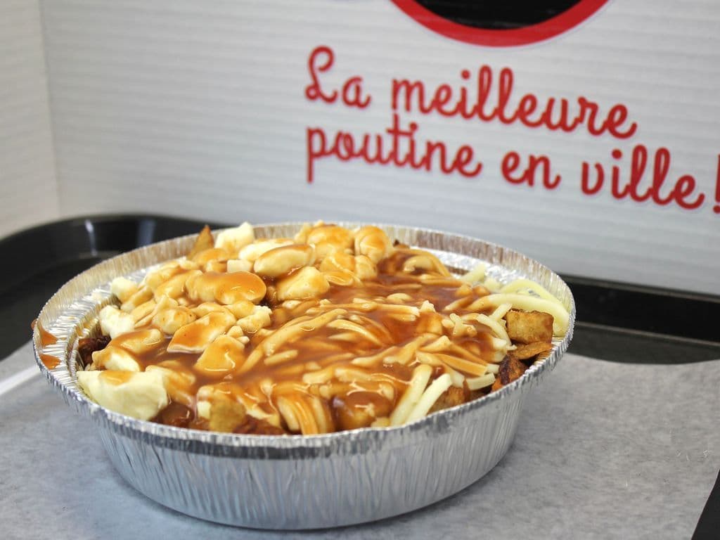 MOY. POUTINE