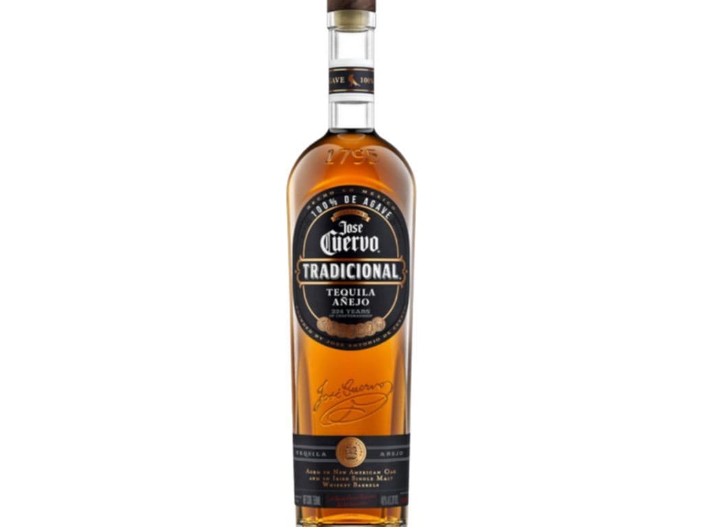 Jose Cuervo - Tradicional Anejo
