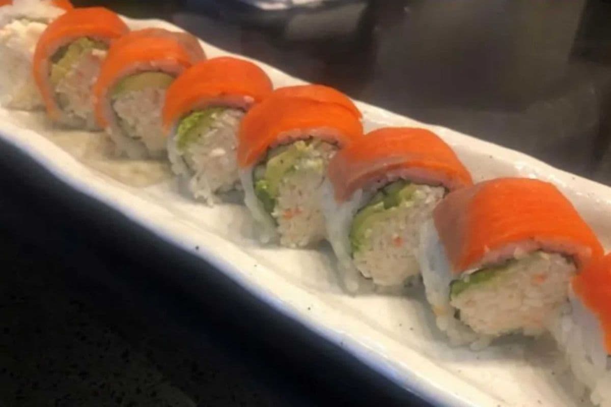 120. Alaska Roll (8 pcs)