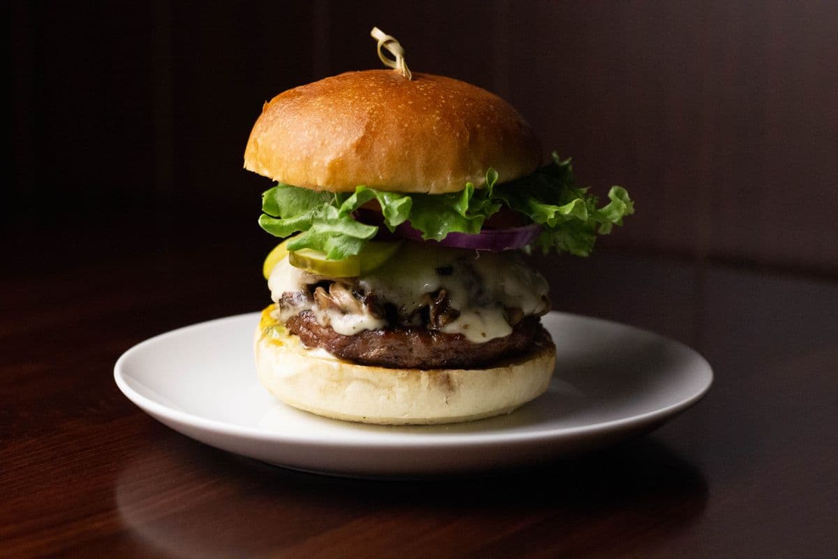 Swiss Mushroom Burger (6 oz)