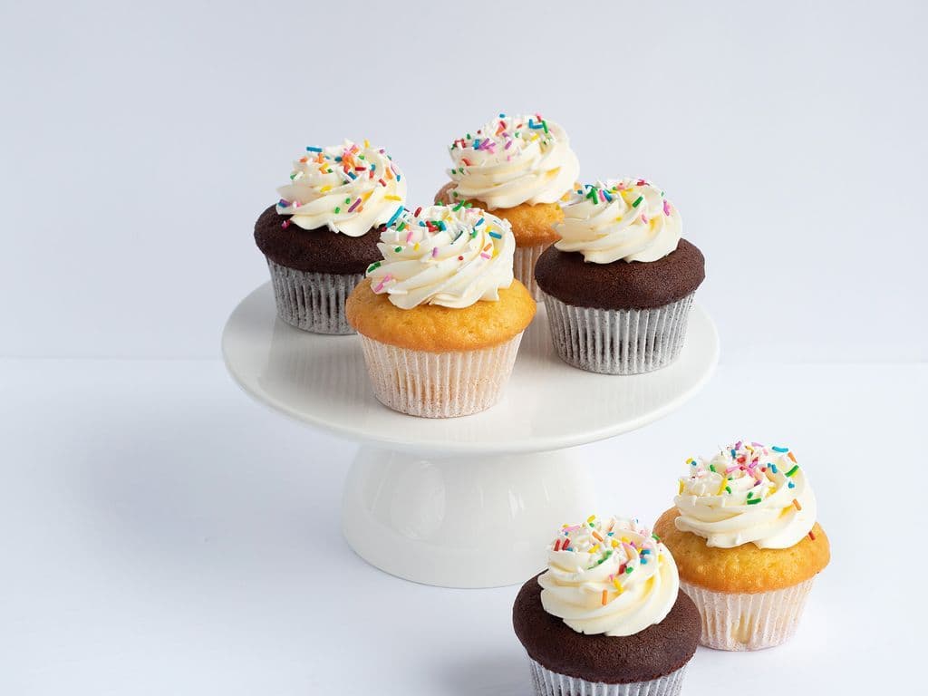 Heathers Kitchen Cupcakes (2 pack)