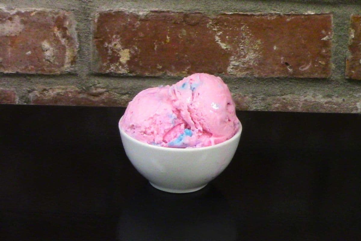 Boule de crème glacée Barbe à papa Coaticook