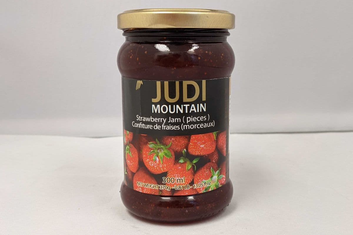 Judi Mountain Strawberry Jam, 370 Grams (300ml)