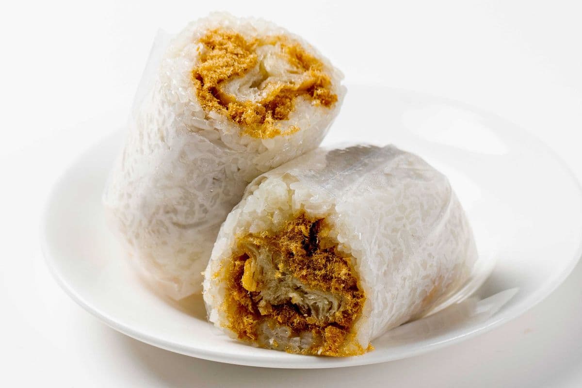 014. Salty Glutinous Pork Rice Roll 鹹粢飯