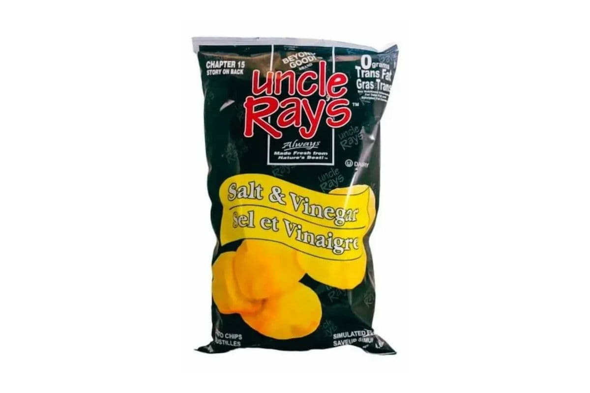 Uncle Ray's Salt & Vinegar Chips (130 g)