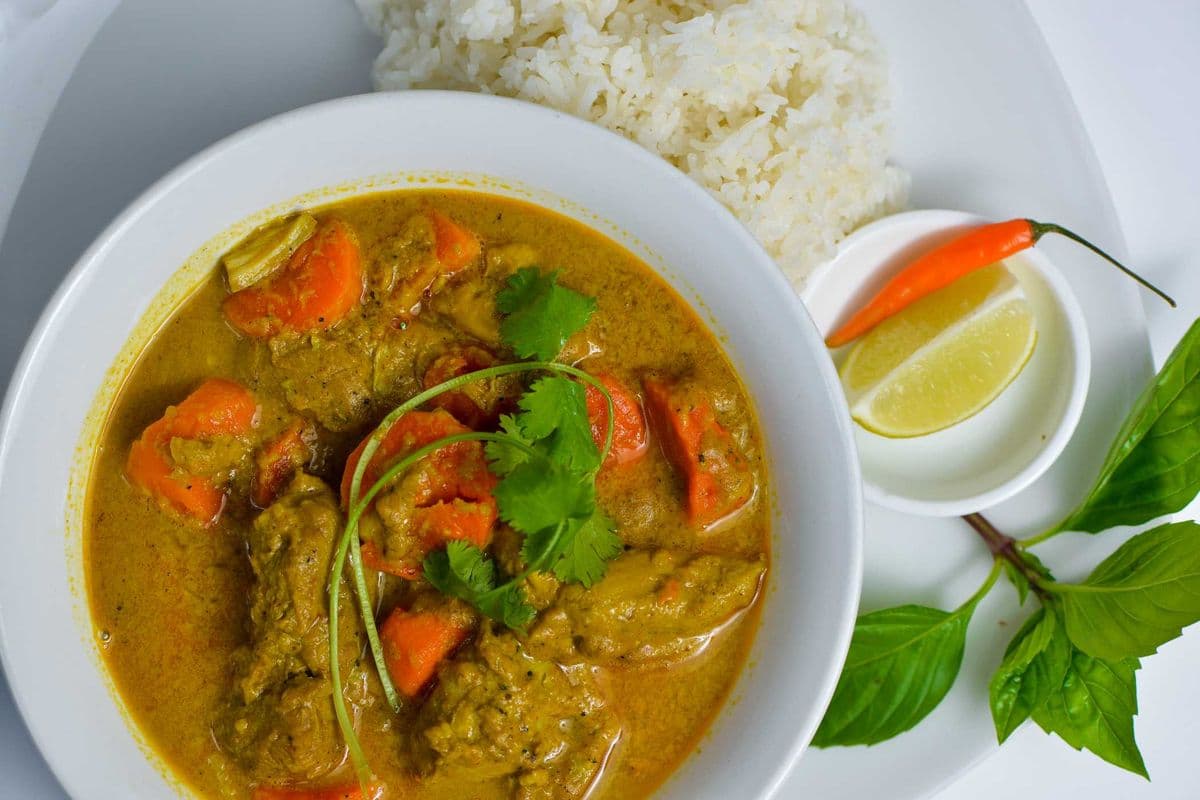 C3. Cơm Cà Ri Gà - Chicken Curry