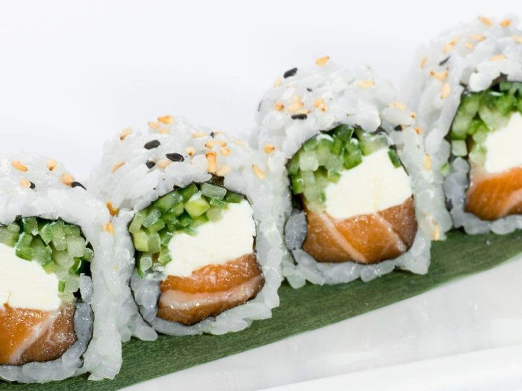 SM08. Philadelphia Roll (6 Pcs)