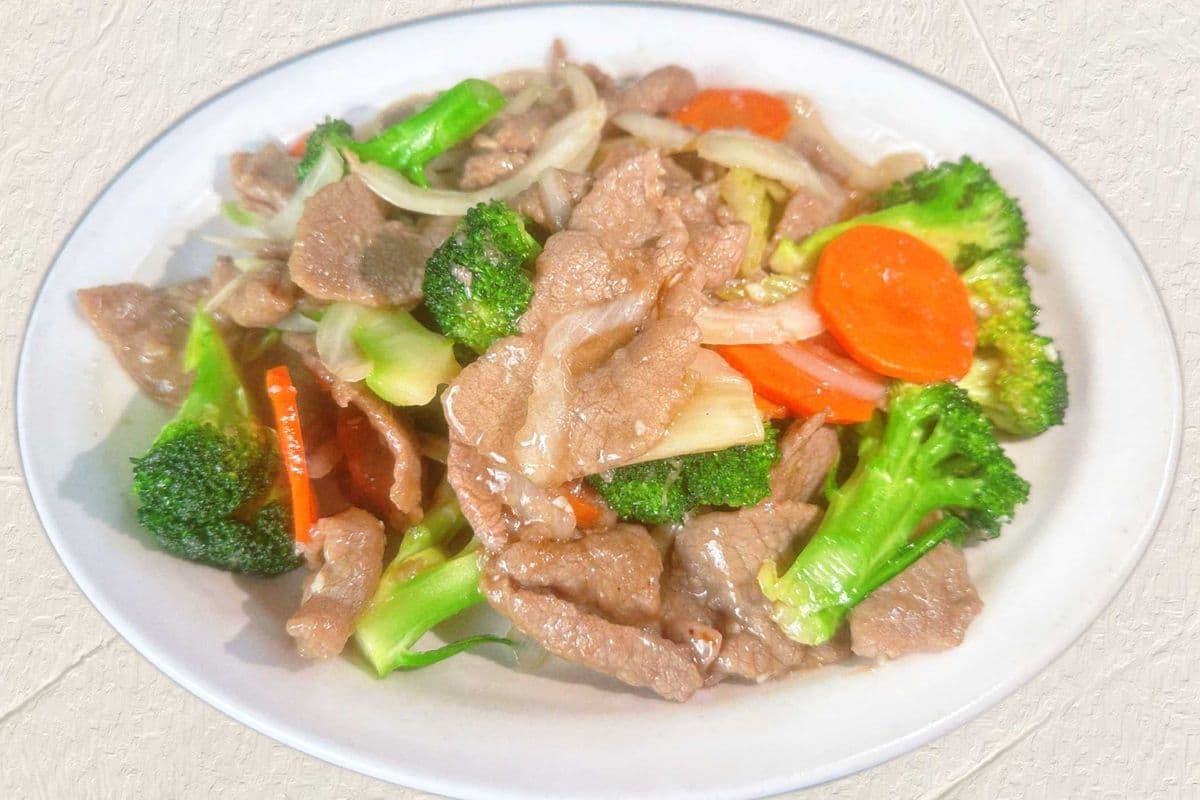 65. Beef with Broccoli