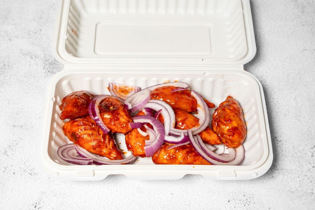 TANDOORI PANEER MOMOS (NEW)
