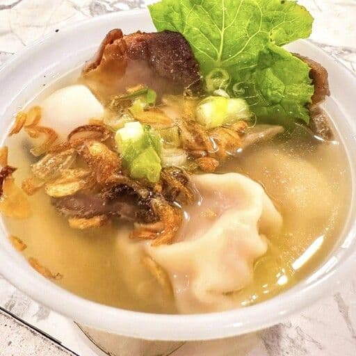 Wonton Soup with BBQ Pork