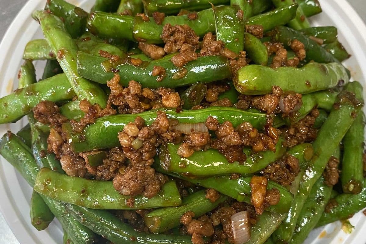 Deep-Fried String Beans with Minced Pork