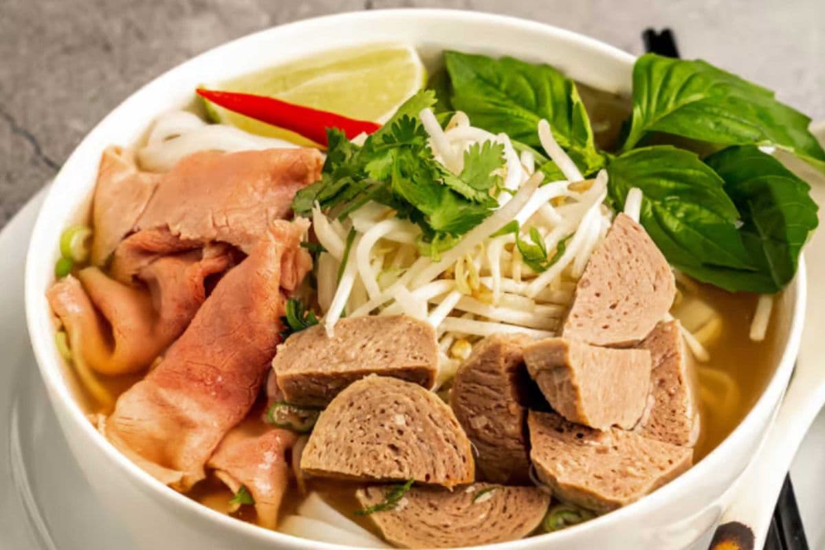 Pho Tai and Beef Balls