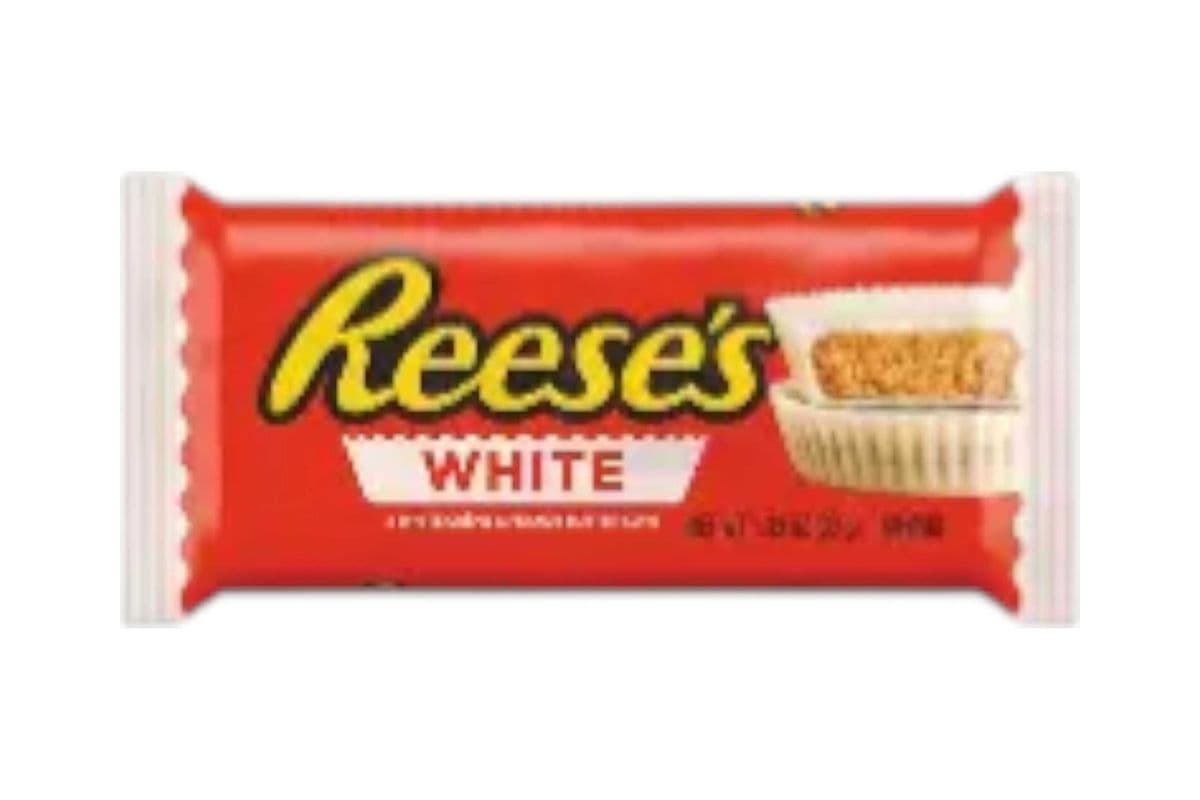 Reese's White ,White Creme & Peanut Butter Cups (39g) (210 Cal)