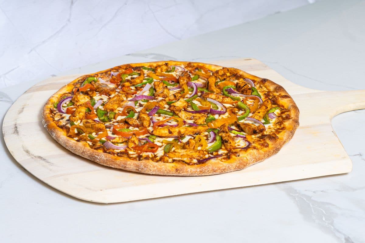 11" Xtra-Thin Butter Chicken Gourmet Pizza
