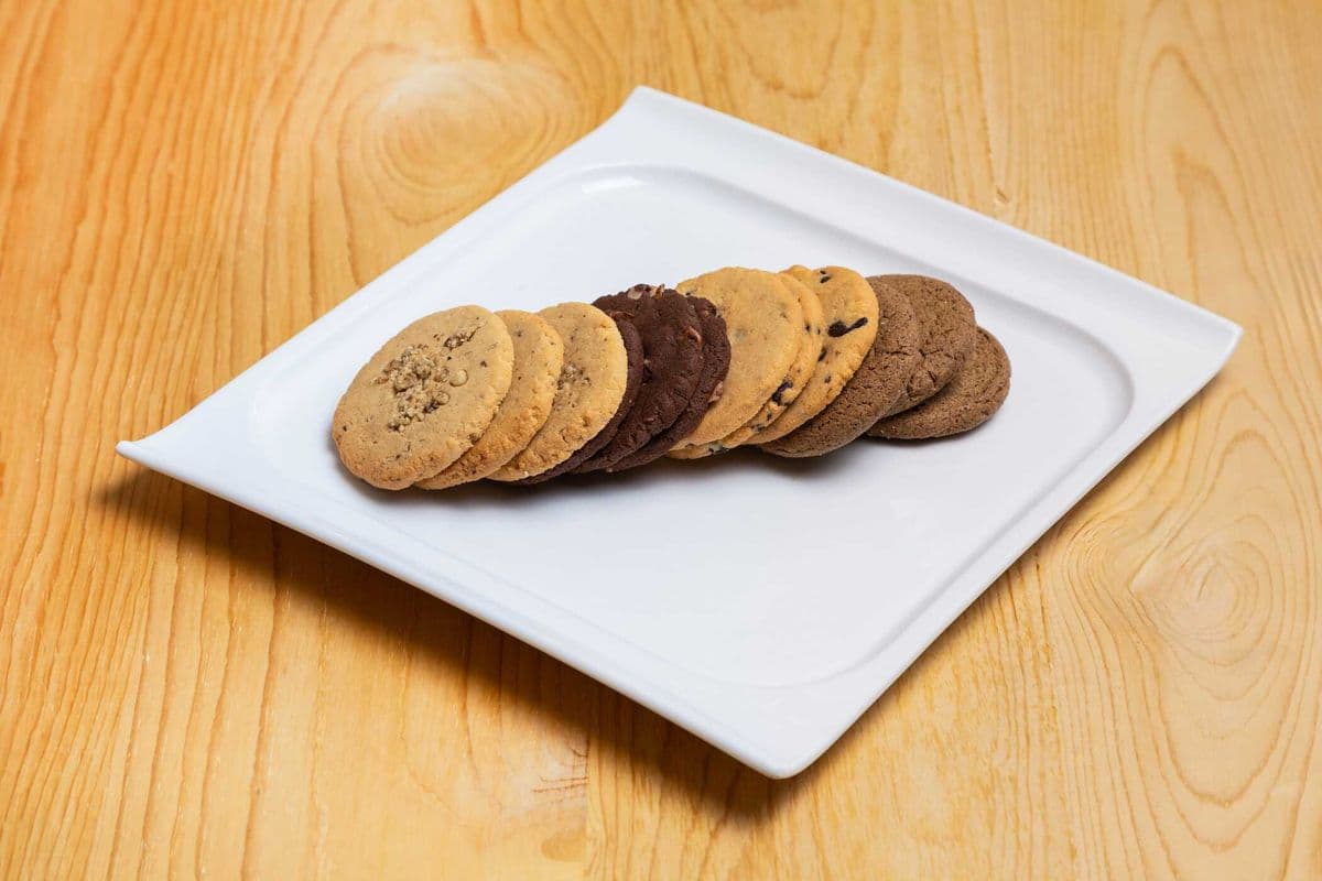 12 Assorted Cookies
